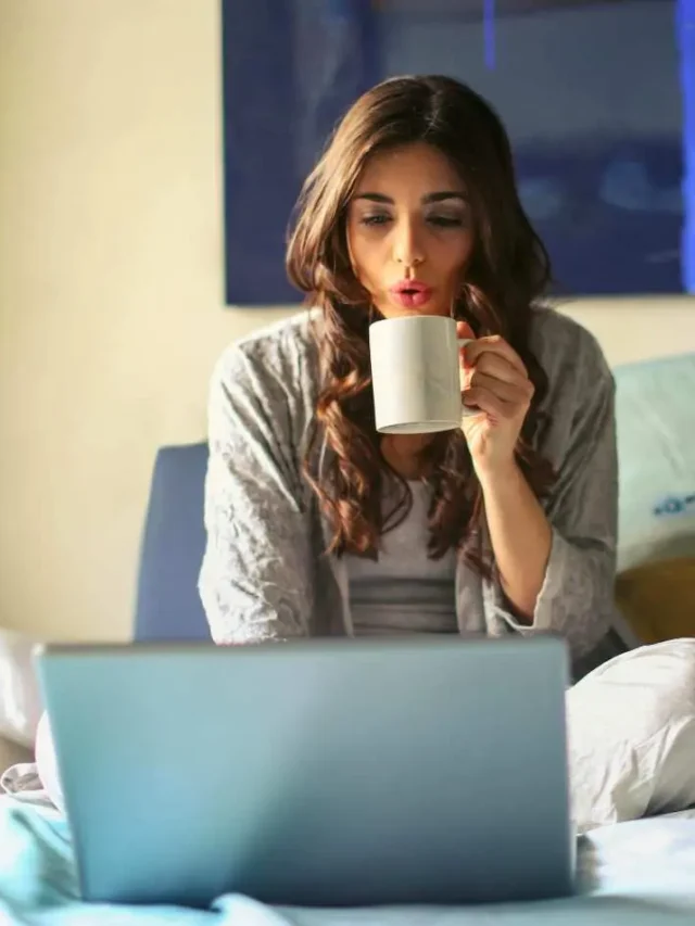 लड़कियों के लिए Work From Home की 5 सबसे अच्छी नौकरियां